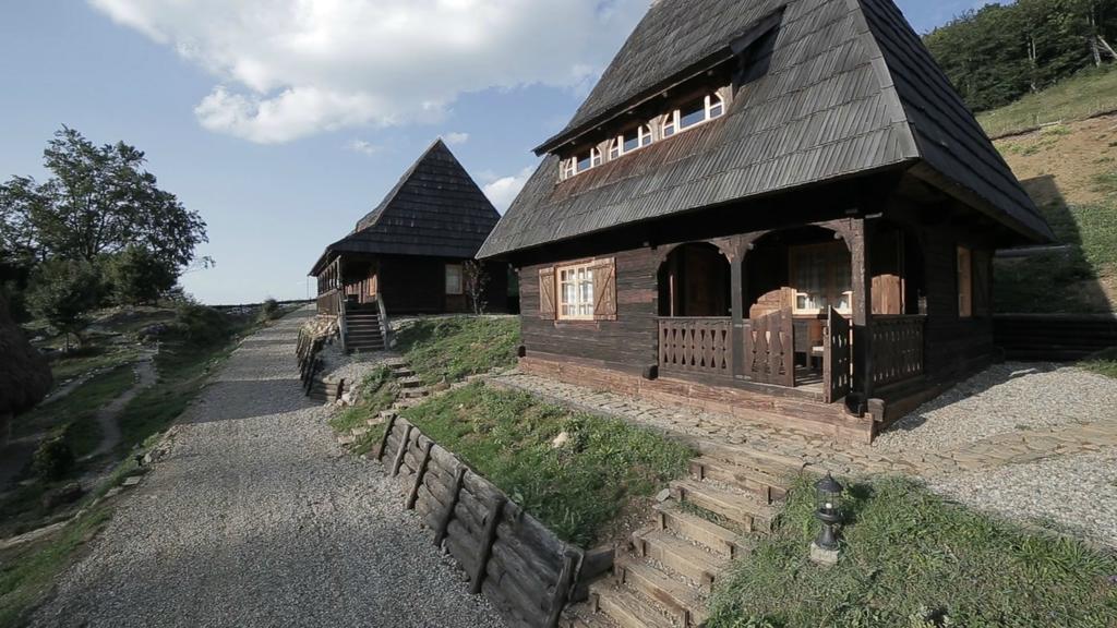 Raven'S Nest Hotel Sălciua de Jos Exterior foto